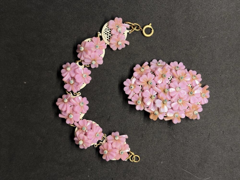 Vintage Miriam Haskell Style Pink Molded Flower White Cluster Brooch & Bracelet